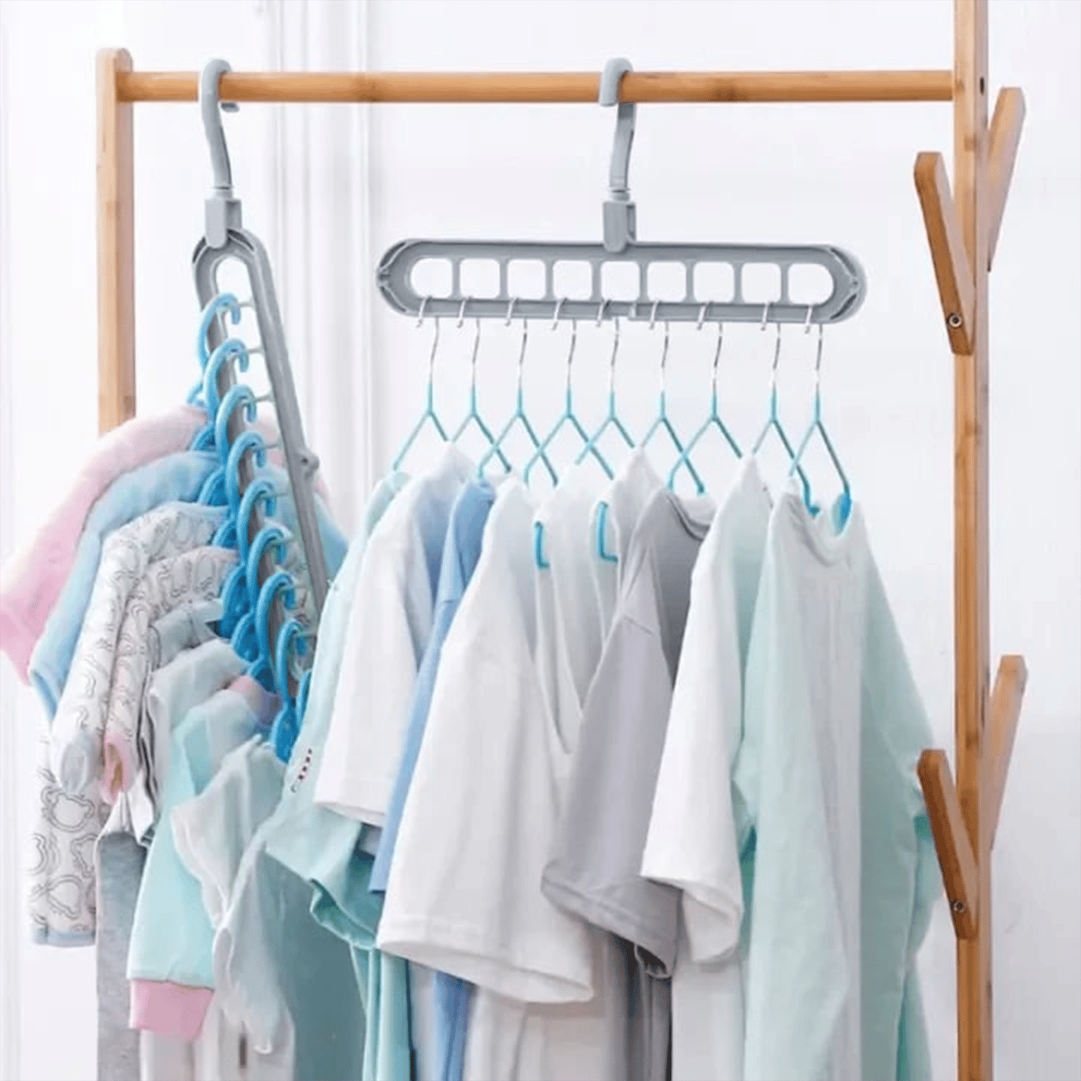 🔥👚 9-i-1 smart kleshenger – Frigjør 85 % av plassen i skapet ditt!