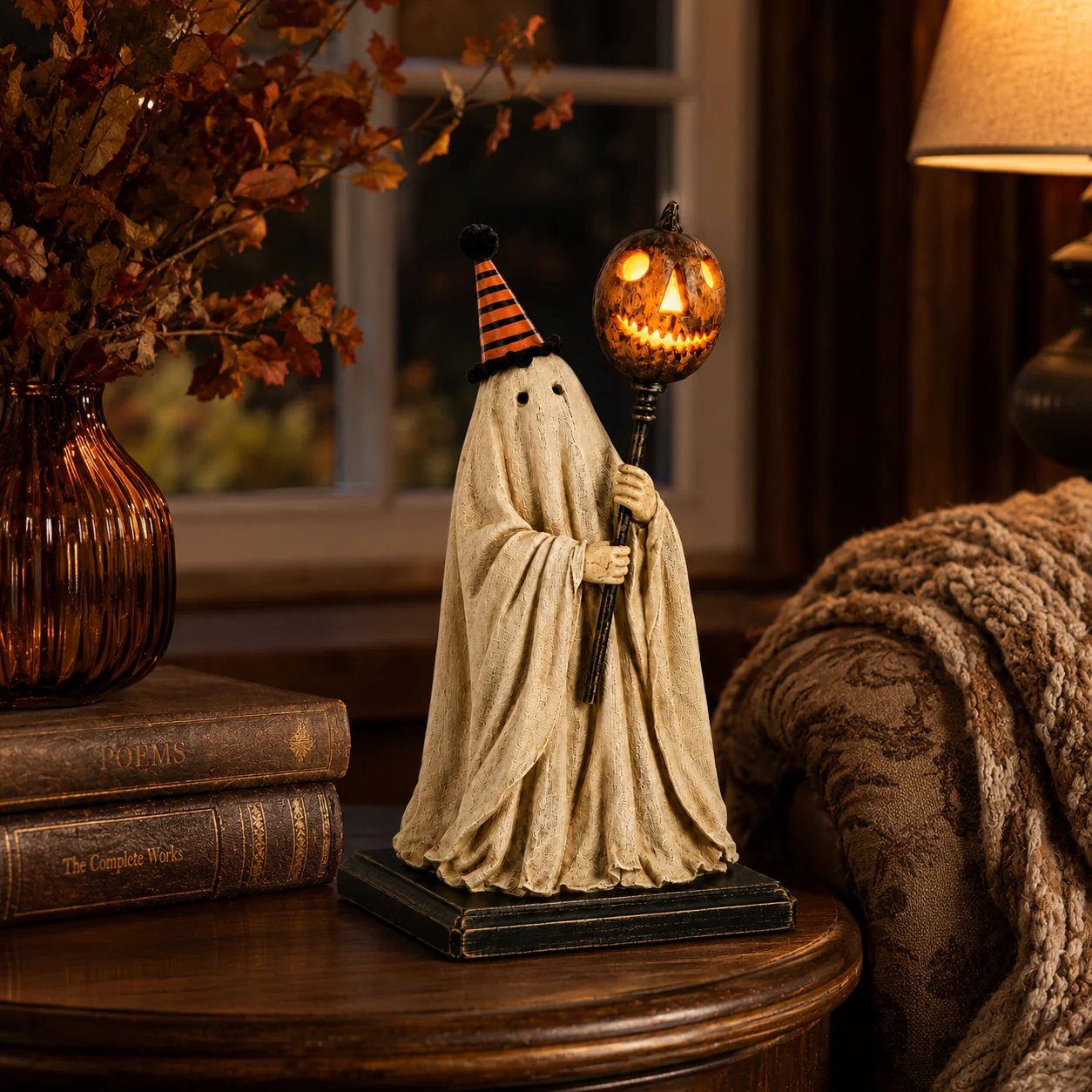 Summerween-salg: 50 % rabatt – Opplyst vintage spøkelsesfigur med glødende gresskarstav
