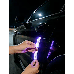 🚗Solcelledrevet RGB-varsellampe for bildører – automatisk støtfangerlist