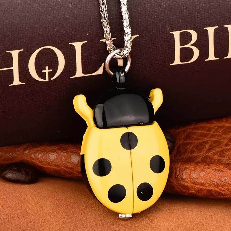 🐞 Halskjede med vintage marihøne lommeur