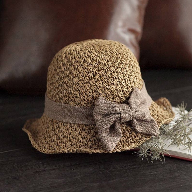 🎀 Siste dag-tilbud: 49 % rabatt👒 | Stråhatt med retro-sløyfe – sammenleggbar og luftig til sommeren