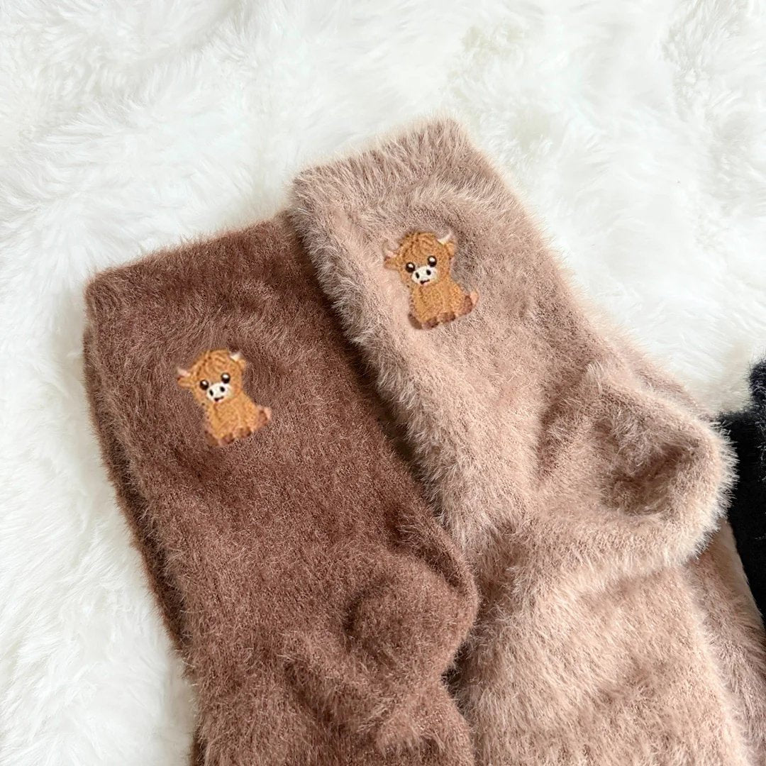 🧦Ultravarme for kalde dager🐮Fuzzy highland cow sokker